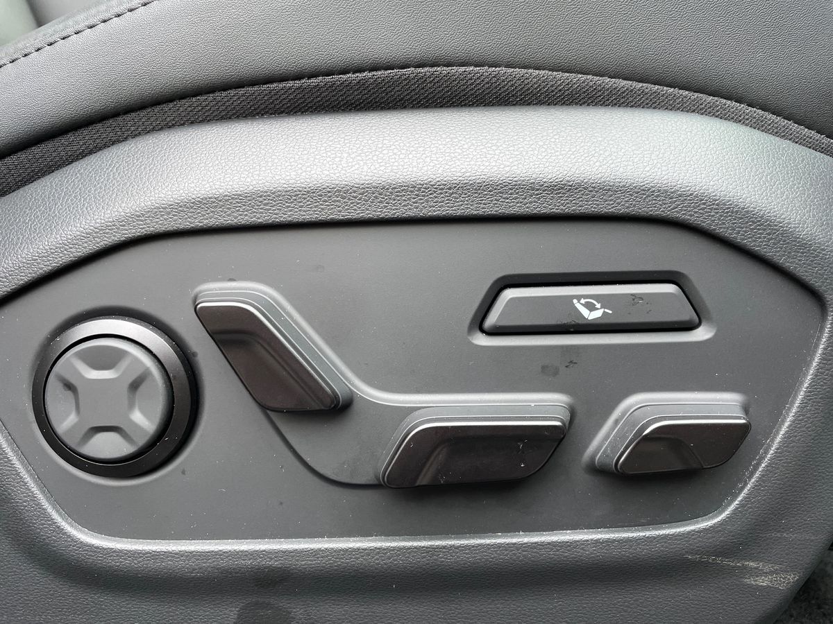 Used Hyundai Santa Fe 2025 for sale - 77002637: Photo 25