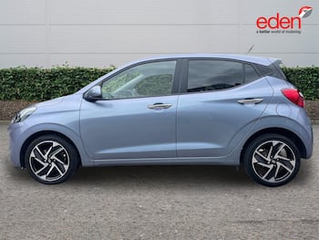 Used Hyundai i10 2023 for sale - 79821730: Photo