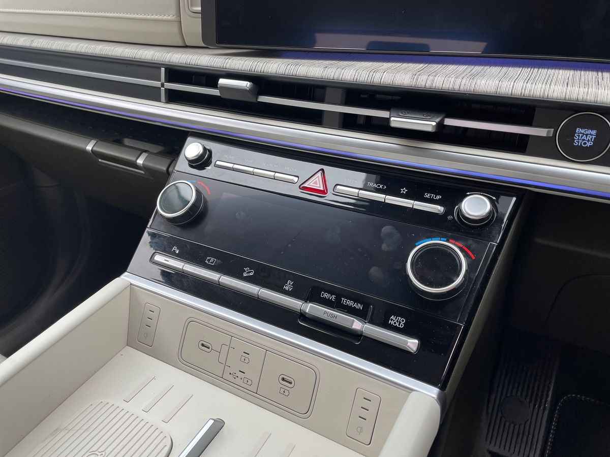 Used Hyundai Santa Fe 2025 for sale - 77002609: Photo 18