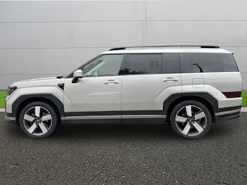 Used Hyundai Santa Fe 2025 for sale - 77002609: Photo