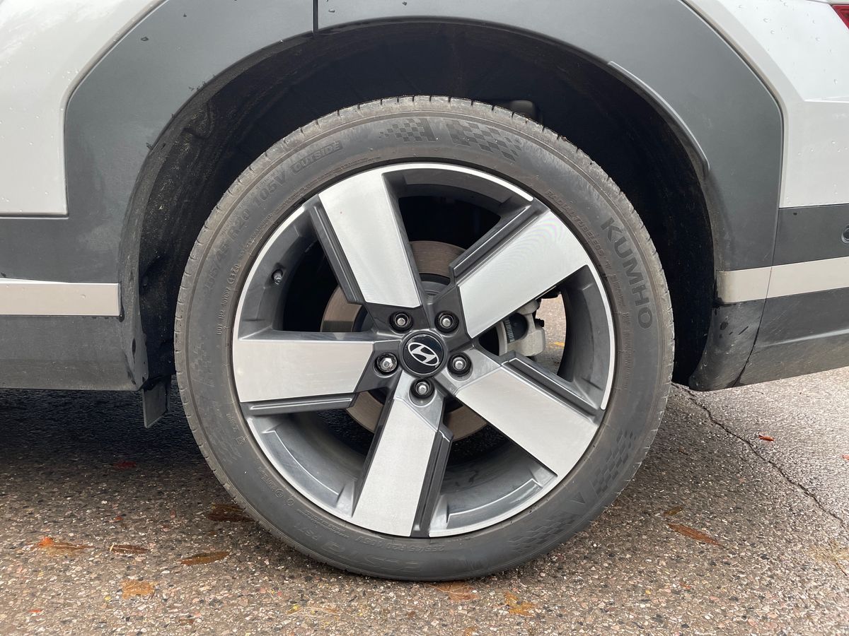 Used Hyundai Santa Fe 2025 for sale - 77002609: Photo 9