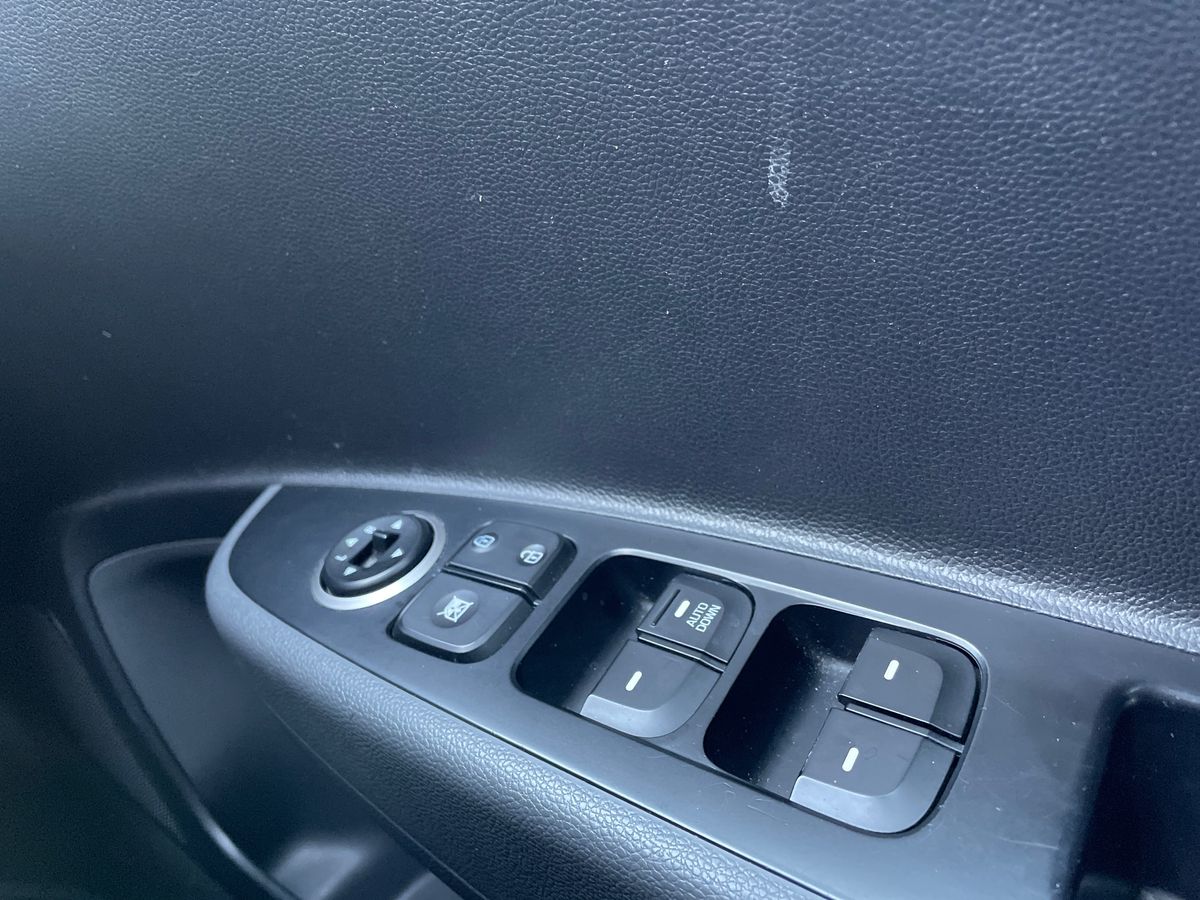 Used Hyundai i10 2018 for sale - 77002656: Photo 20