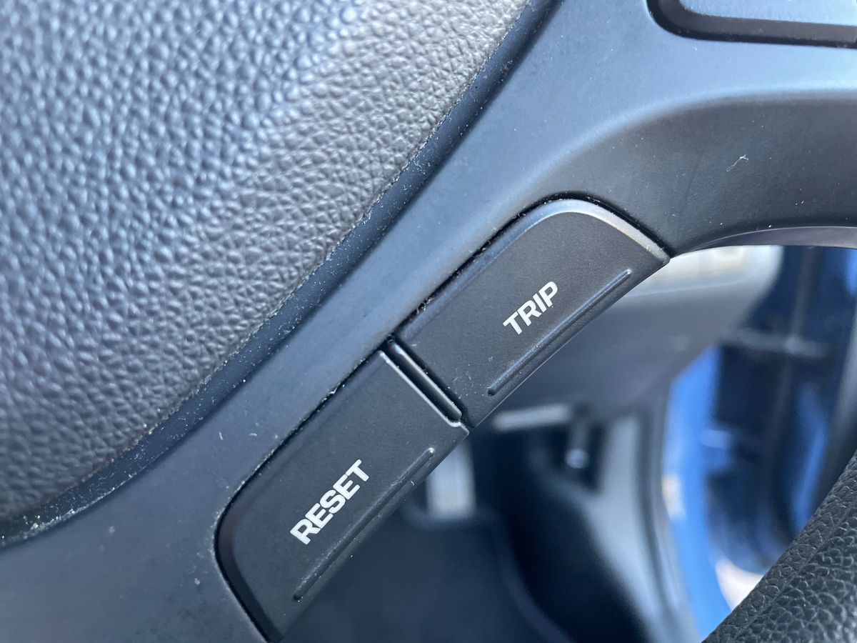 Used Hyundai i10 2018 for sale - 77002656: Photo 32