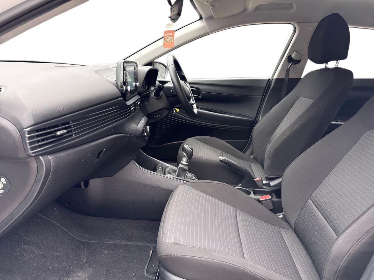 Used Hyundai i20 2023 for sale - 77755611: Photo 10