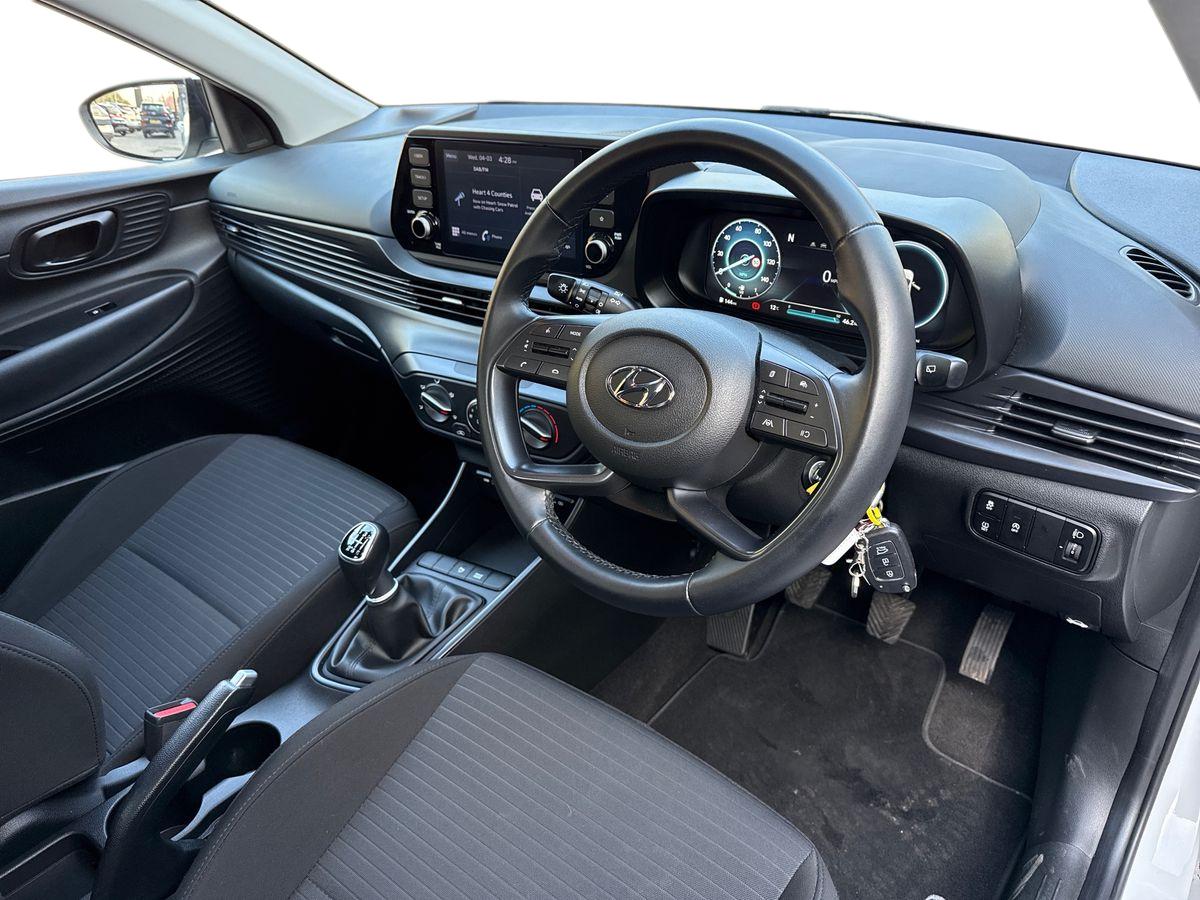 Used Hyundai i20 2023 for sale - 77755611: Photo 15