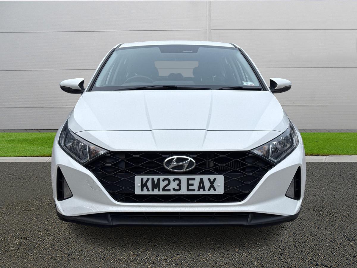 Used Hyundai i20 2023 for sale - 77755611: Photo 2