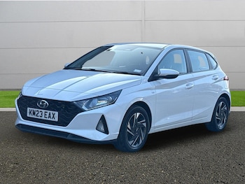 Used Hyundai i20 2023 for sale - 77755611: Photo