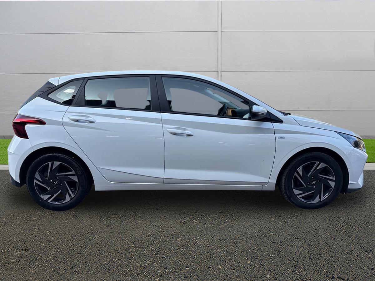 Used Hyundai i20 2023 for sale - 77755611: Photo 8