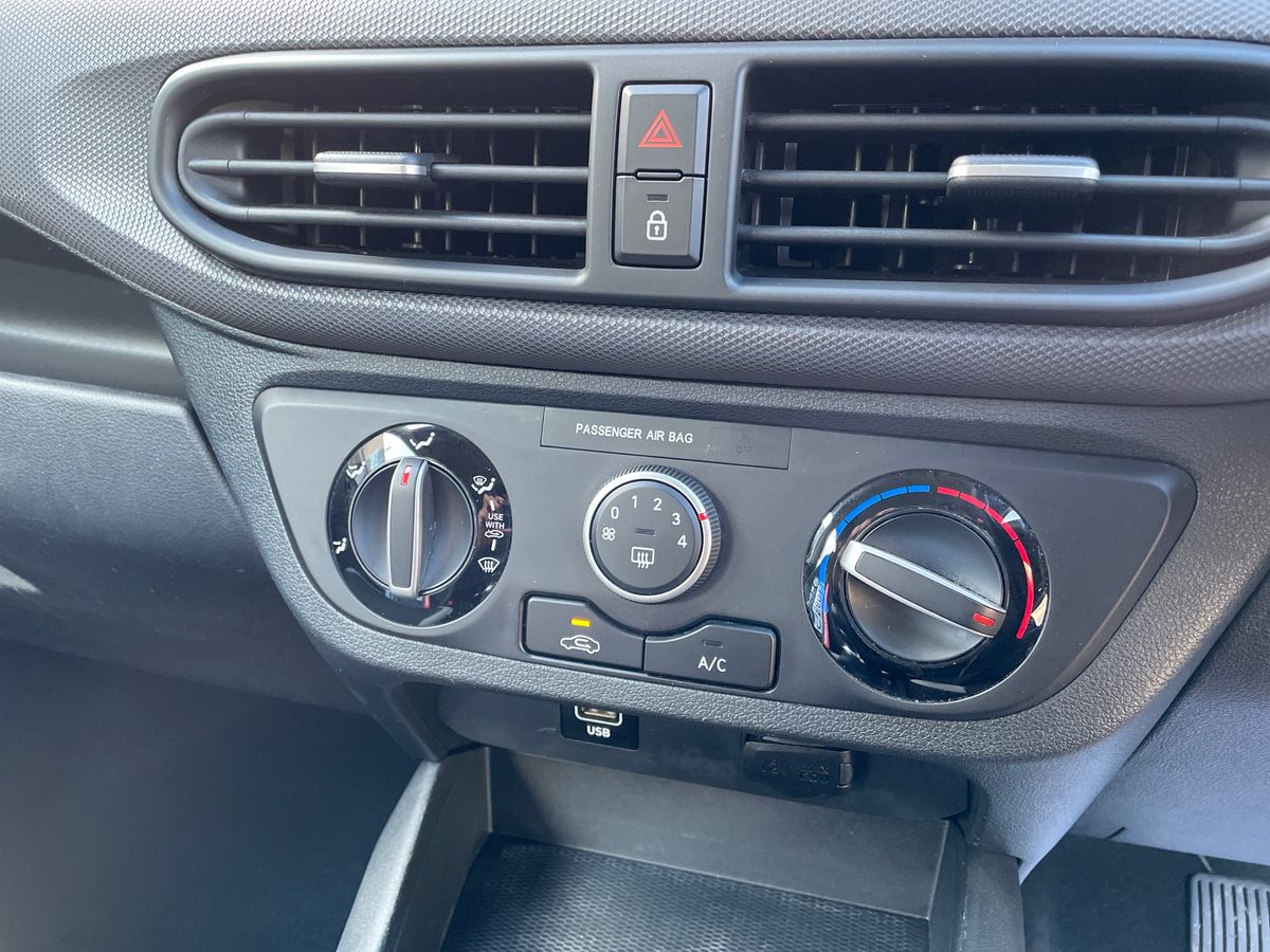 Used Hyundai i10 2020 for sale - 77293371: Photo 18