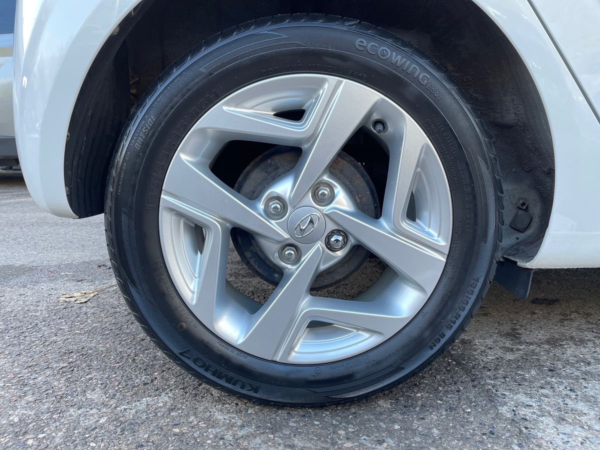 Used Hyundai i10 2020 for sale - 77293371: Photo 9