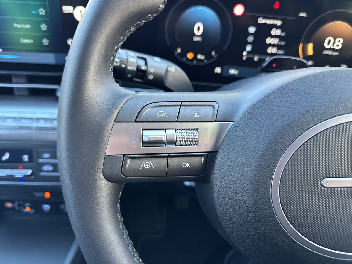 Used Hyundai KONA 2025 for sale - 77002623: Photo 16