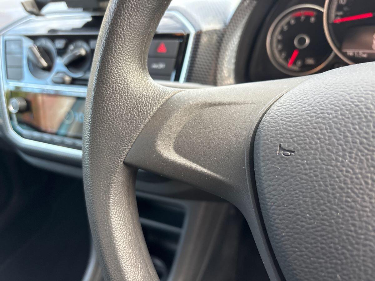 Used Volkswagen up! 2021 for sale - 76716852: Photo 16