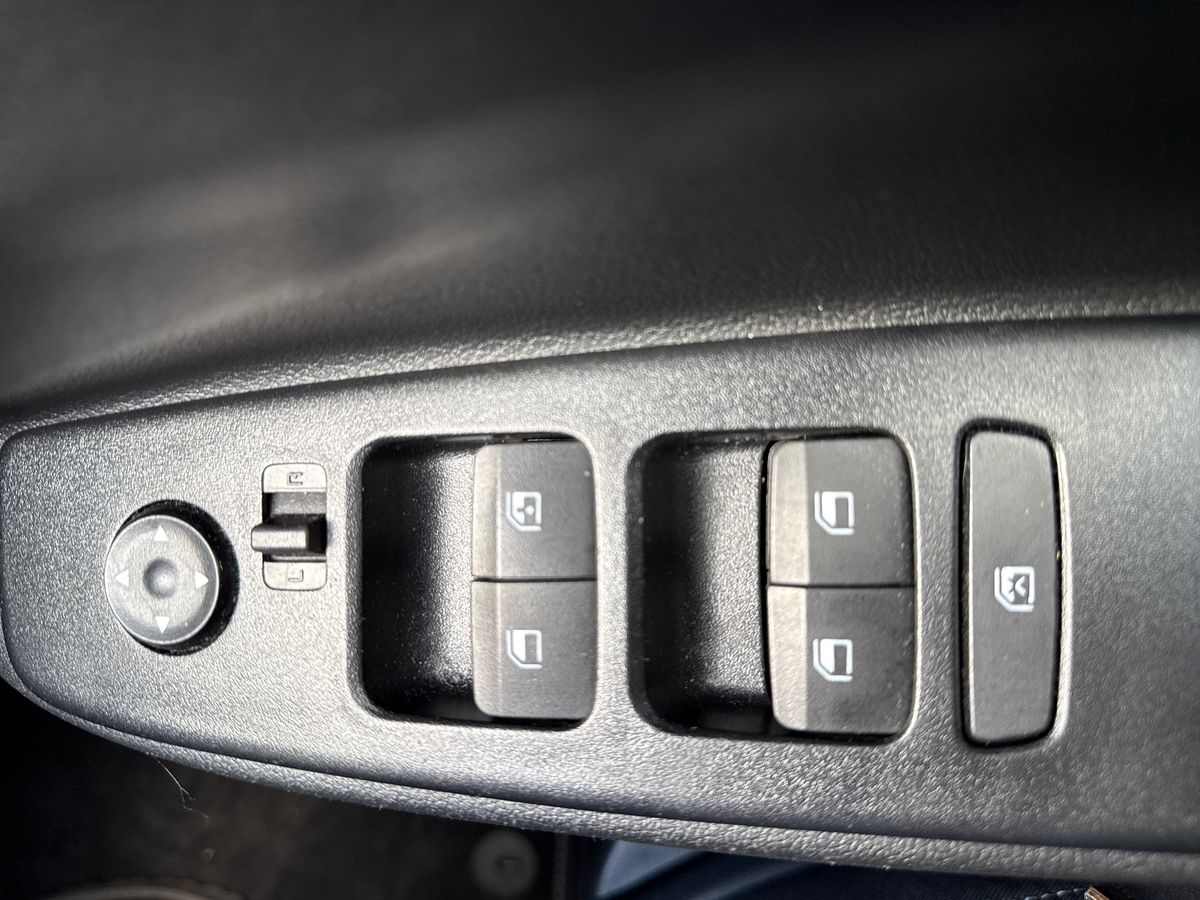 Used Hyundai i10 2024 for sale - 78059758: Photo 20