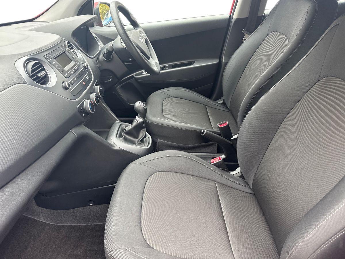 Used Hyundai i10 2017 for sale - 76716846: Photo 10