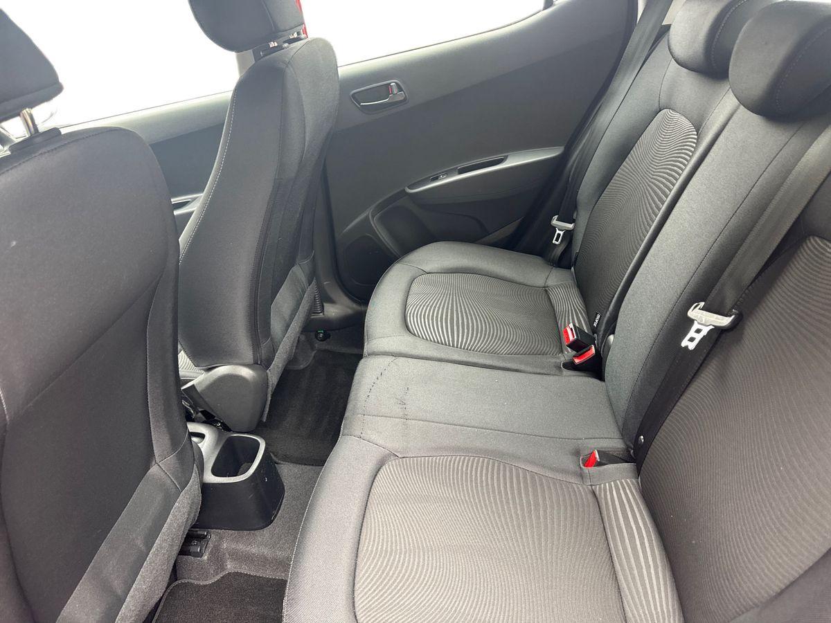 Used Hyundai i10 2017 for sale - 76716846: Photo 11