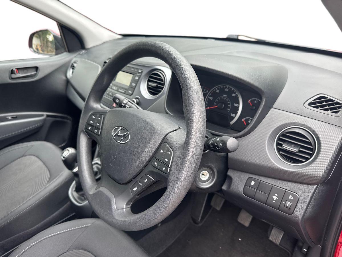 Used Hyundai i10 2017 for sale - 76716846: Photo 13