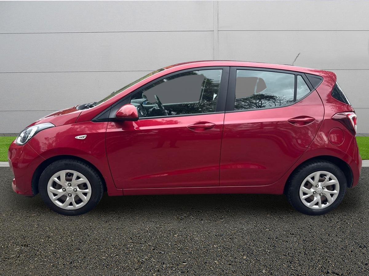 Used Hyundai i10 2017 for sale - 76716846: Photo 4