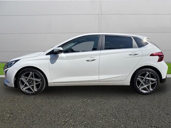 Used Hyundai i20 2024 for sale - 78472501: Photo