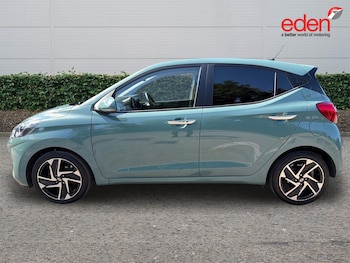 Used Hyundai i10 2023 for sale - 79325415: Photo