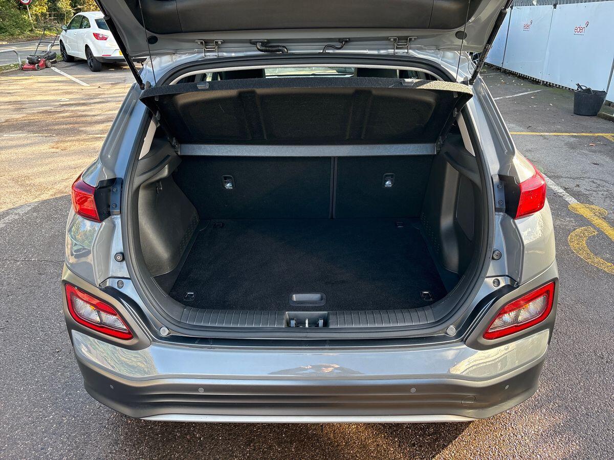 Used Hyundai KONA 2020 for sale - 76780633: Photo 12