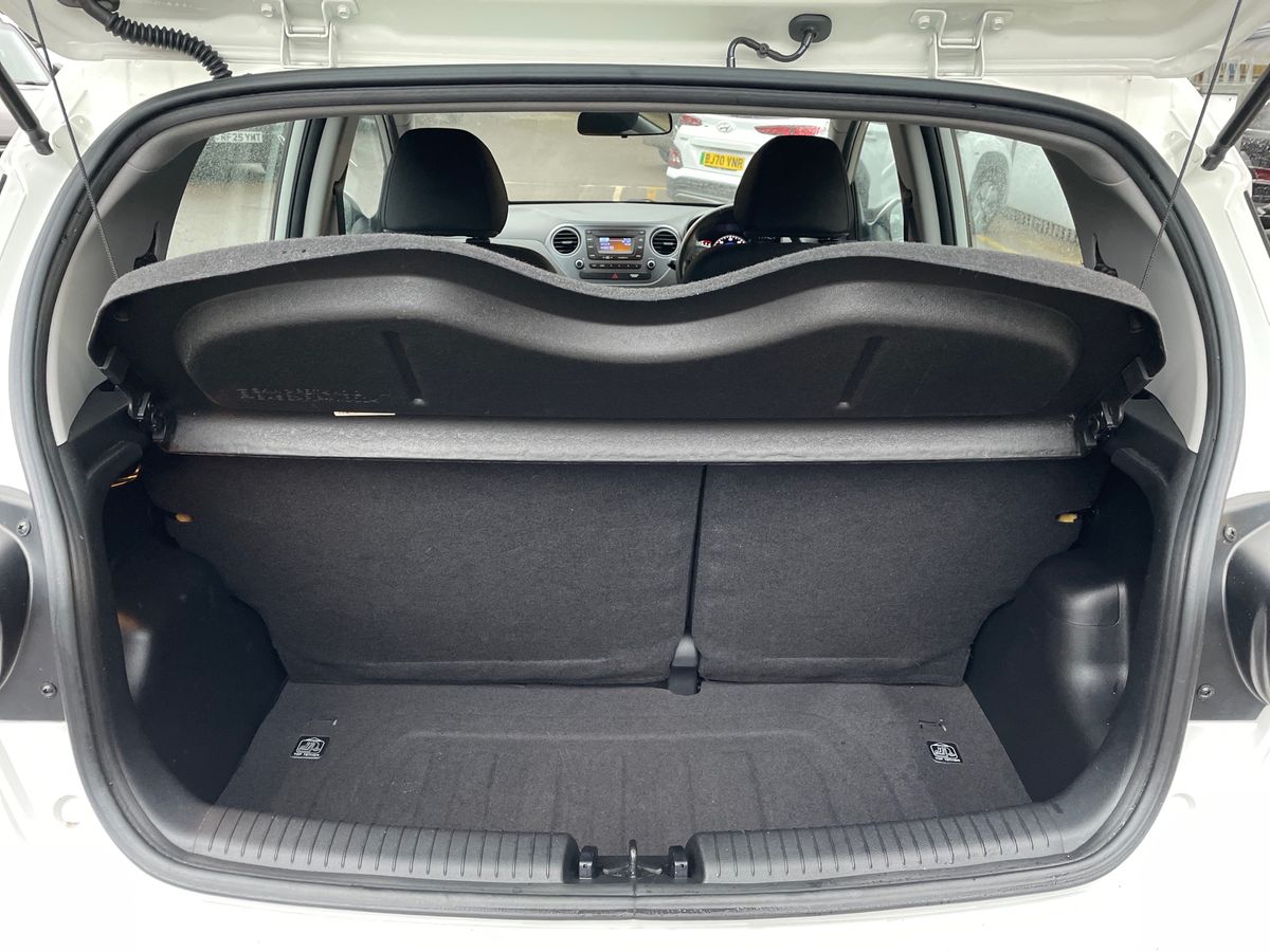 Used Hyundai i10 2019 for sale - 77885465: Photo 12