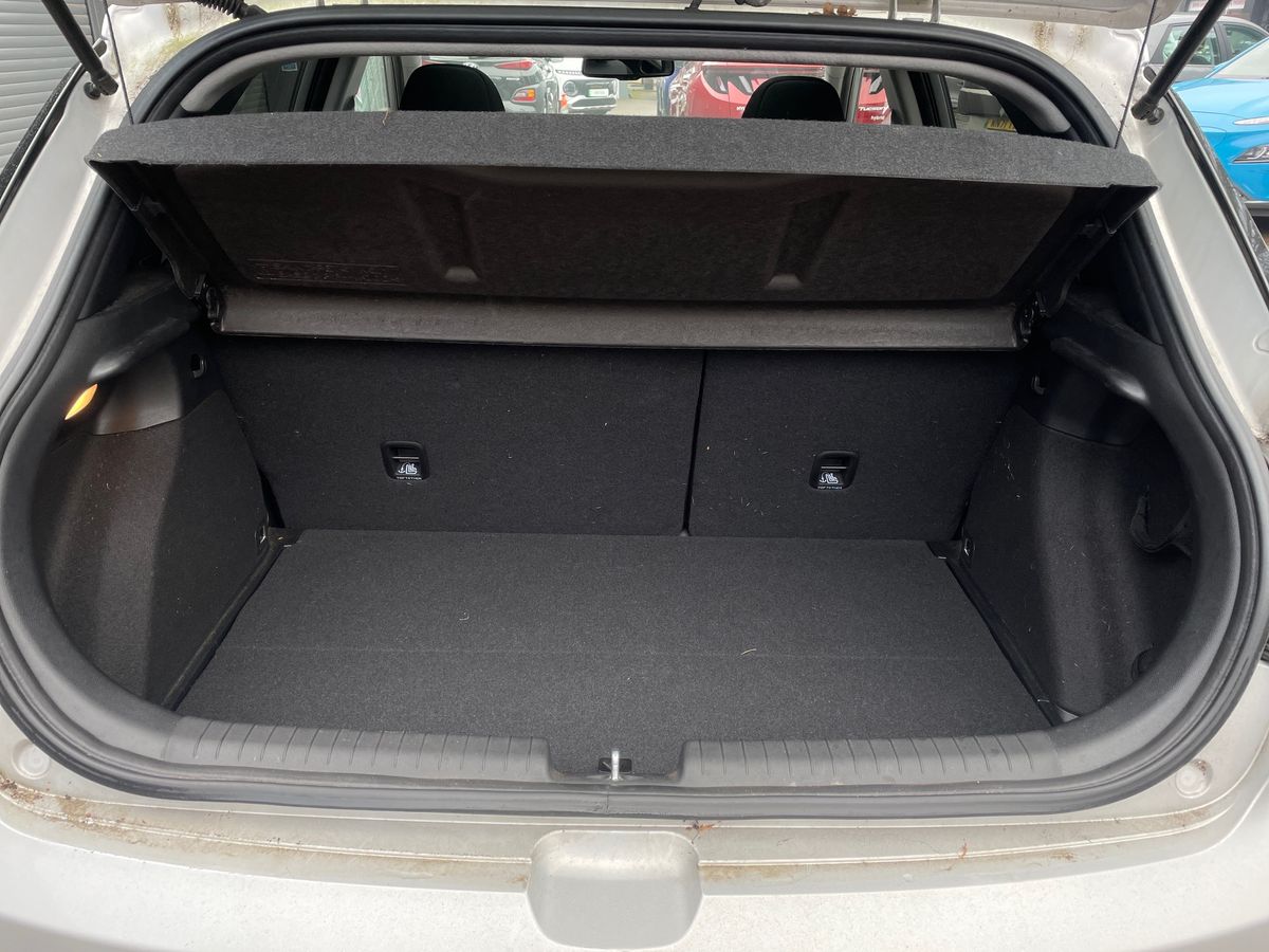 Used Hyundai i20 2018 for sale - 77372991: Photo 12