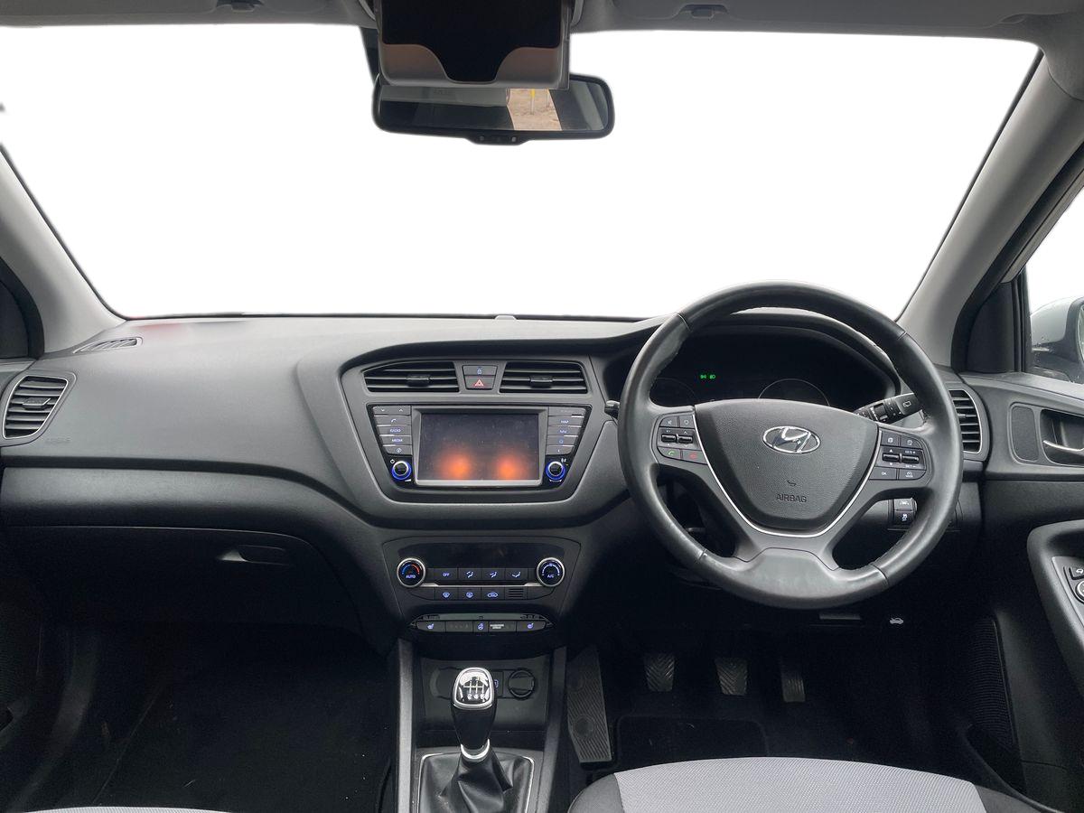 Used Hyundai i20 2018 for sale - 77372991: Photo 13