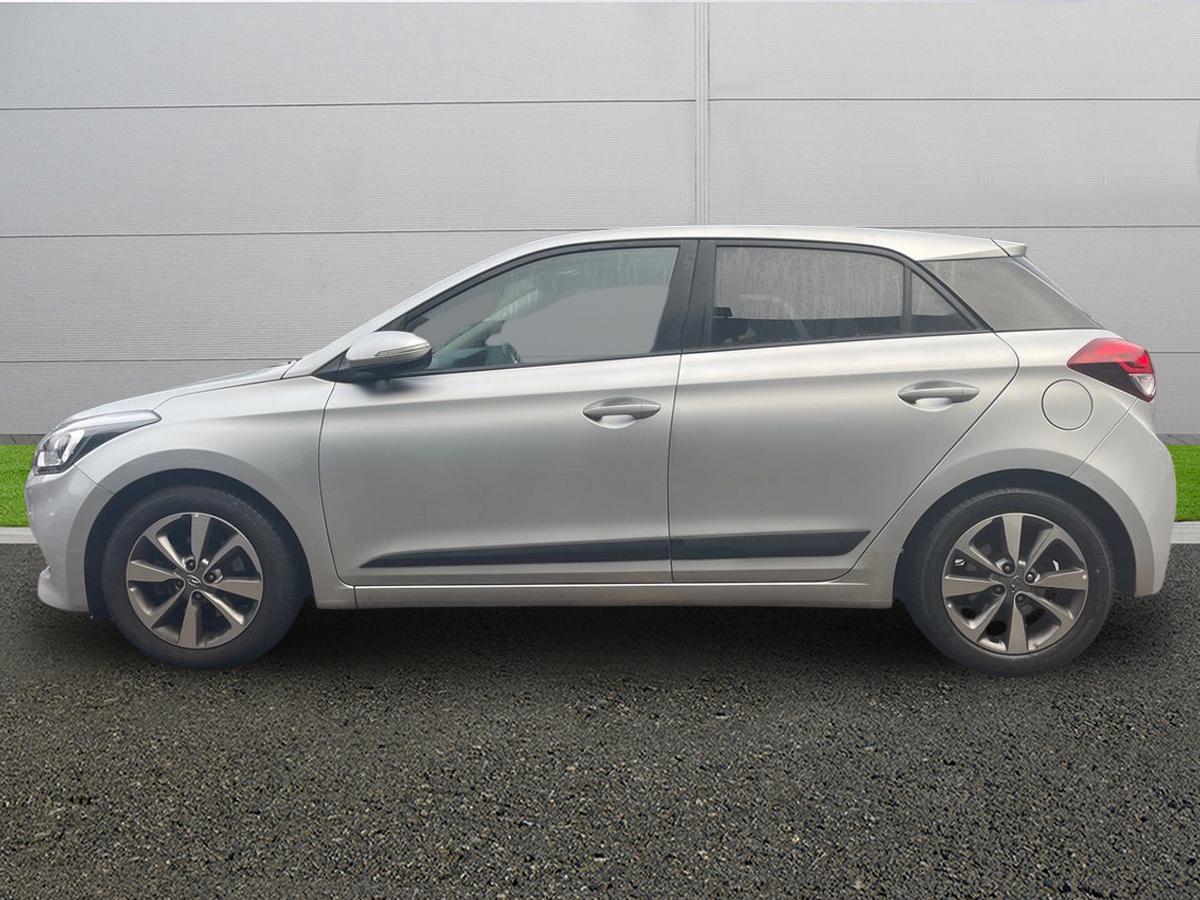 Used Hyundai i20 2018 for sale - 77372991: Photo 4