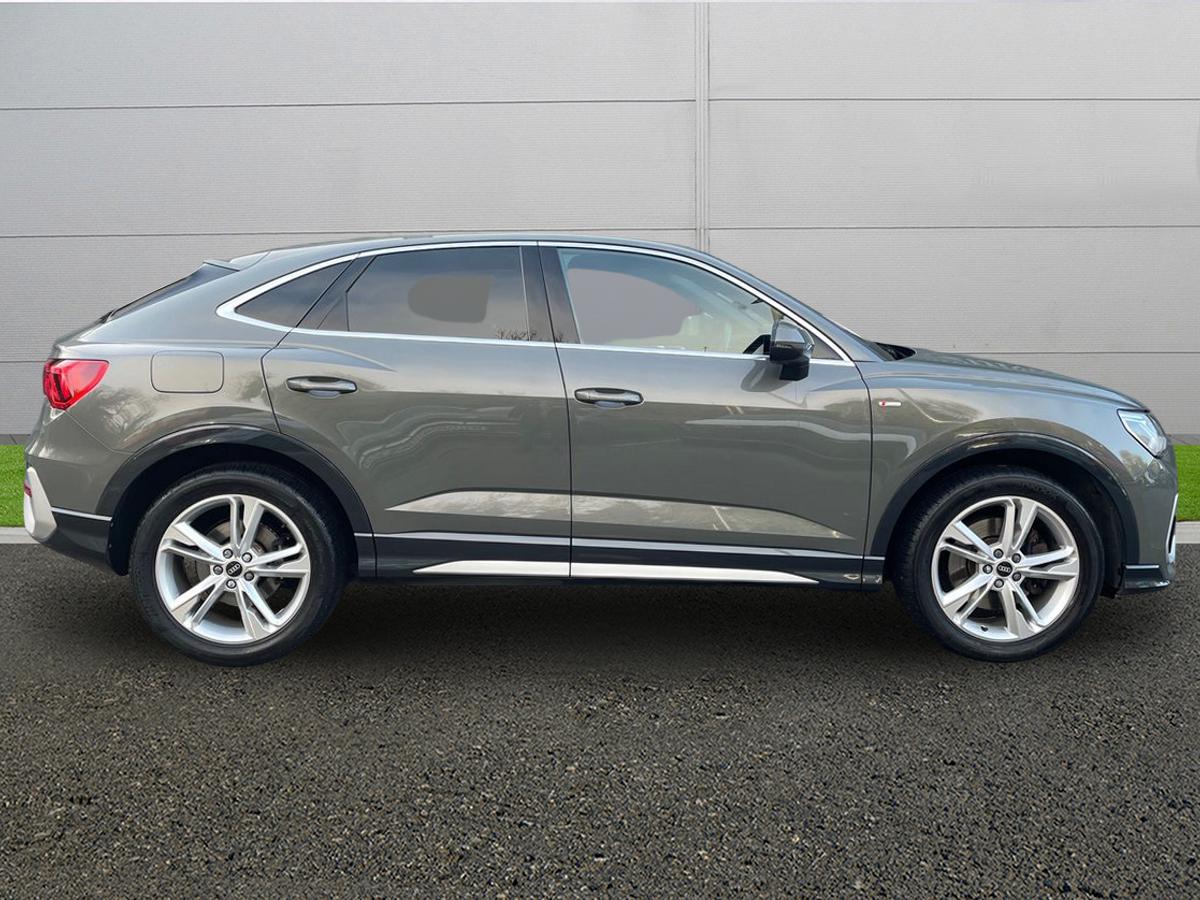 Used Audi Q3 2022 for sale - 77082532: Photo 8