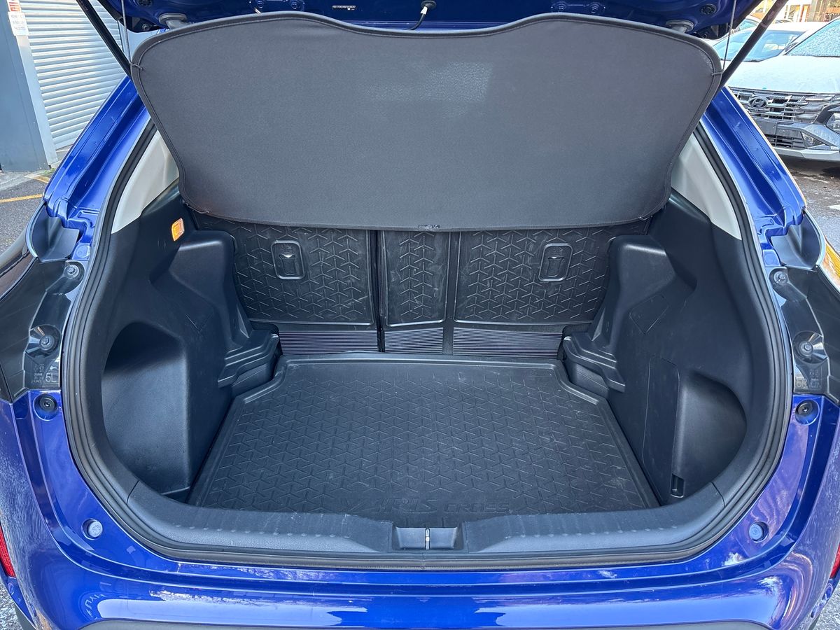 Used Toyota Yaris Cross 2023 for sale - 77092662: Photo 12