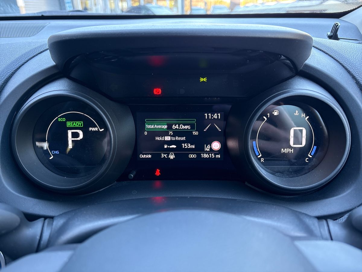 Used Toyota Yaris Cross 2023 for sale - 77092662: Photo 14