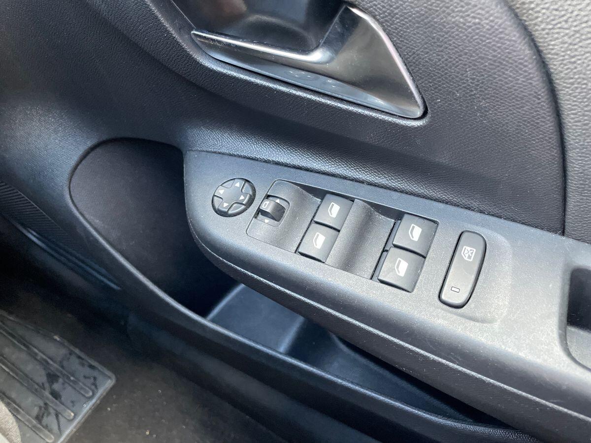 Used Vauxhall Corsa 2023 for sale - 76952626: Photo 20