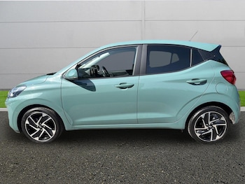 Used Hyundai i10 2022 for sale - 78685807: Photo