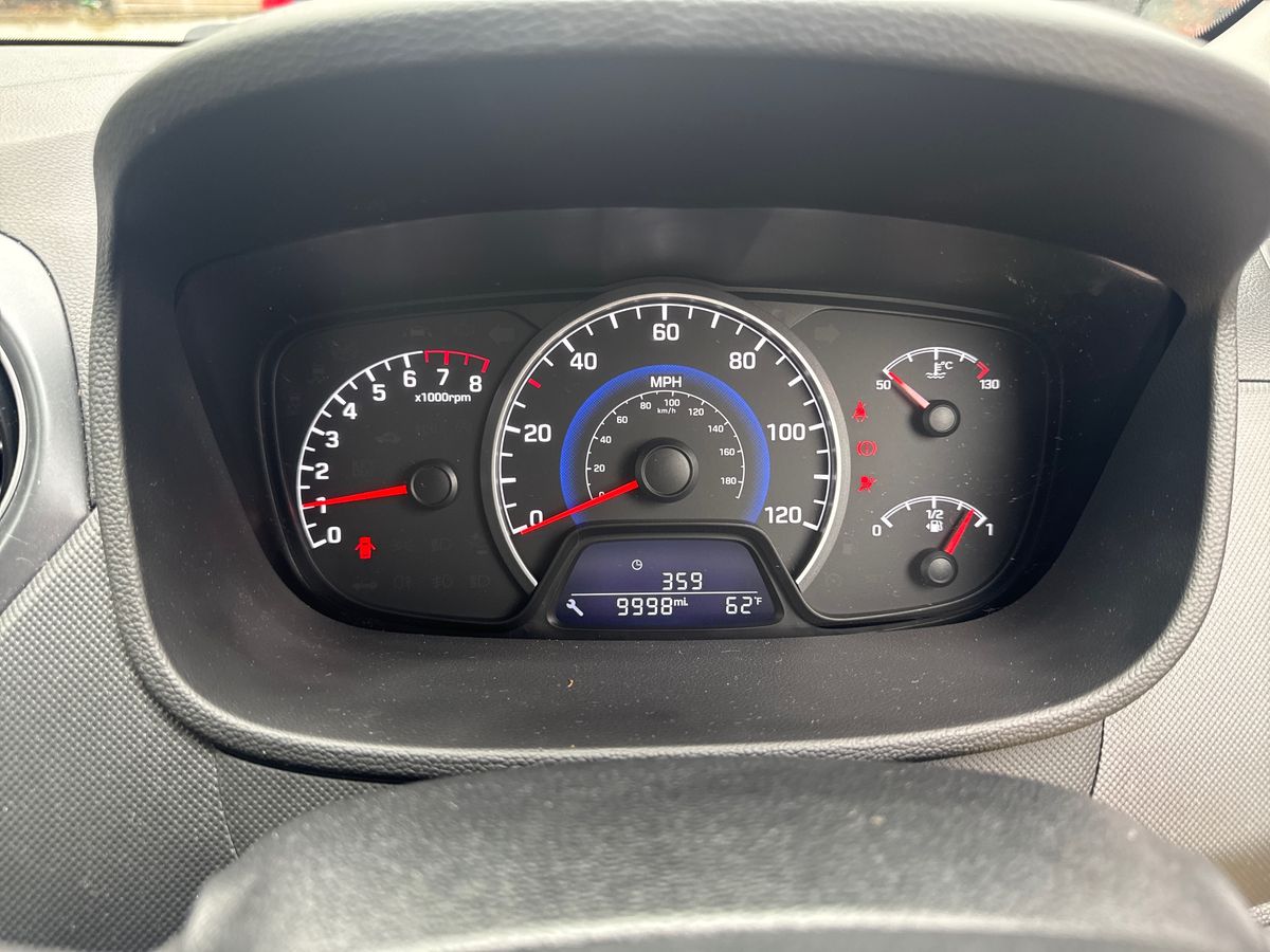 Used Hyundai i10 2017 for sale - 77002614: Photo 14