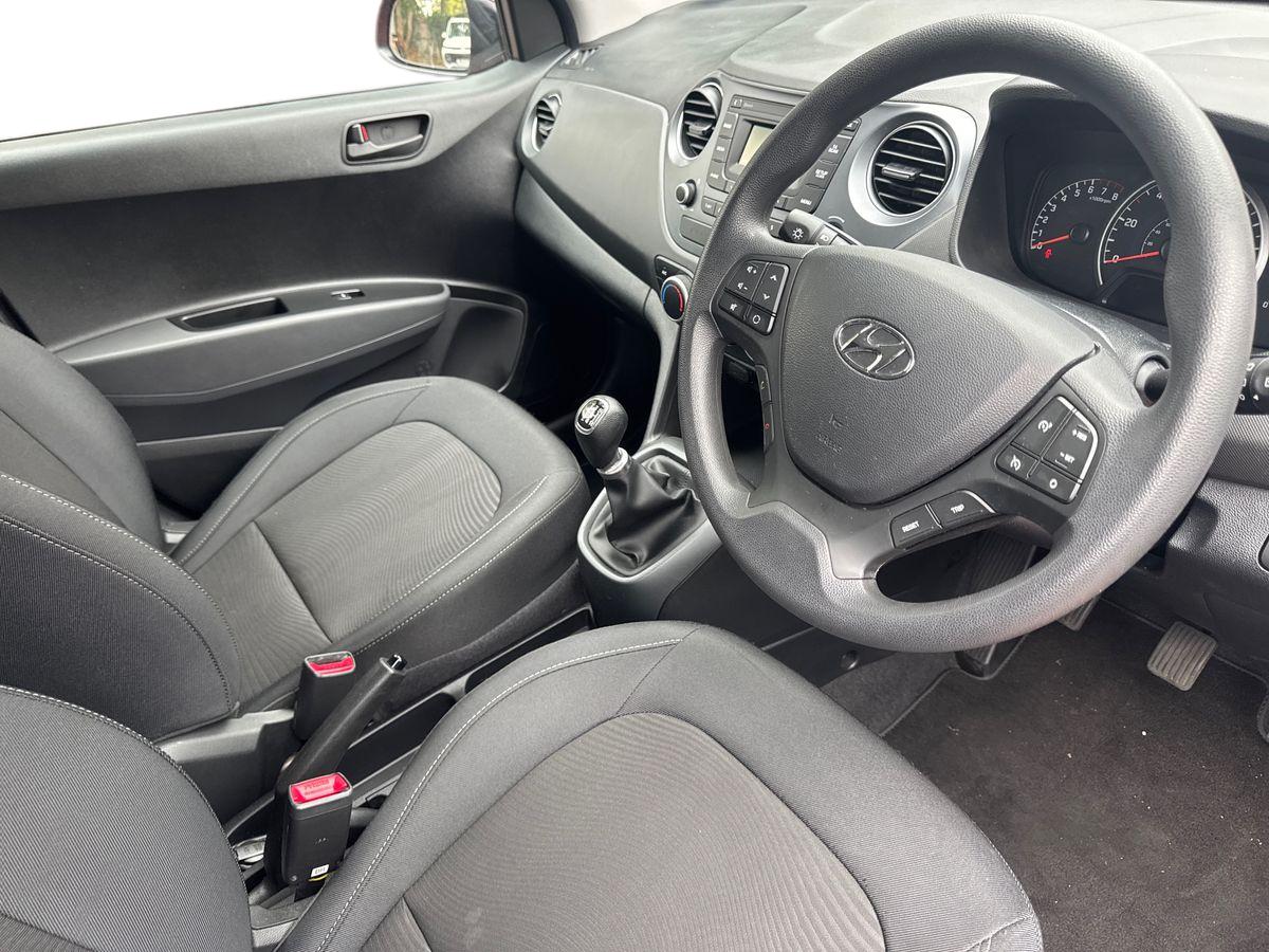 Used Hyundai i10 2017 for sale - 77002614: Photo 15