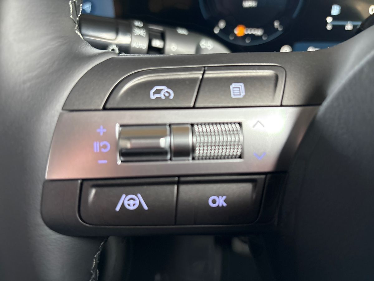 Used Hyundai KONA 2025 for sale - 77002687: Photo 16