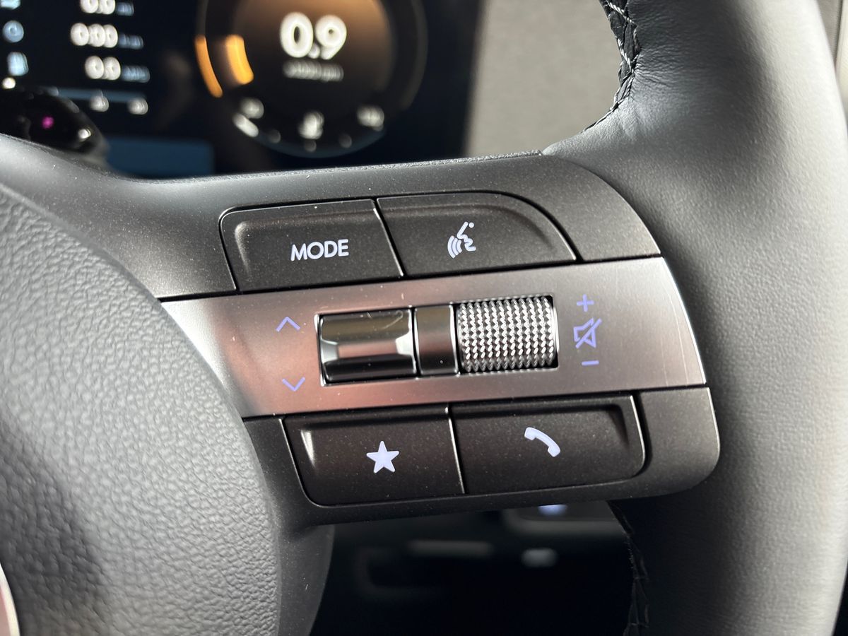 Used Hyundai KONA 2025 for sale - 77002687: Photo 17