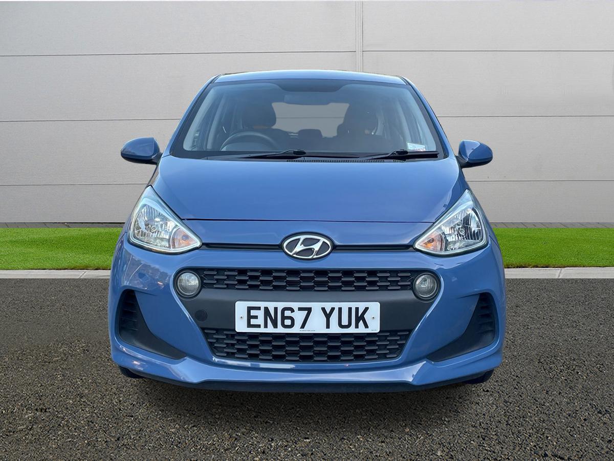 Used Hyundai i10 2018 for sale - 76926945: Photo 2