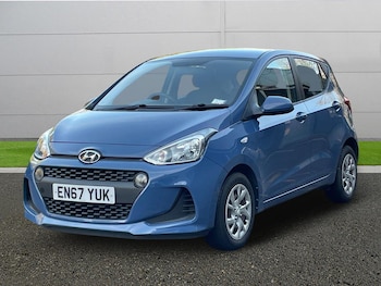 Used Hyundai i10 2018 for sale - 76926945: Photo