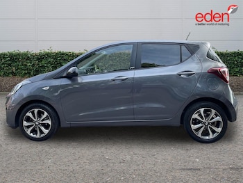 Used Hyundai i10 2019 for sale - 79317806: Photo