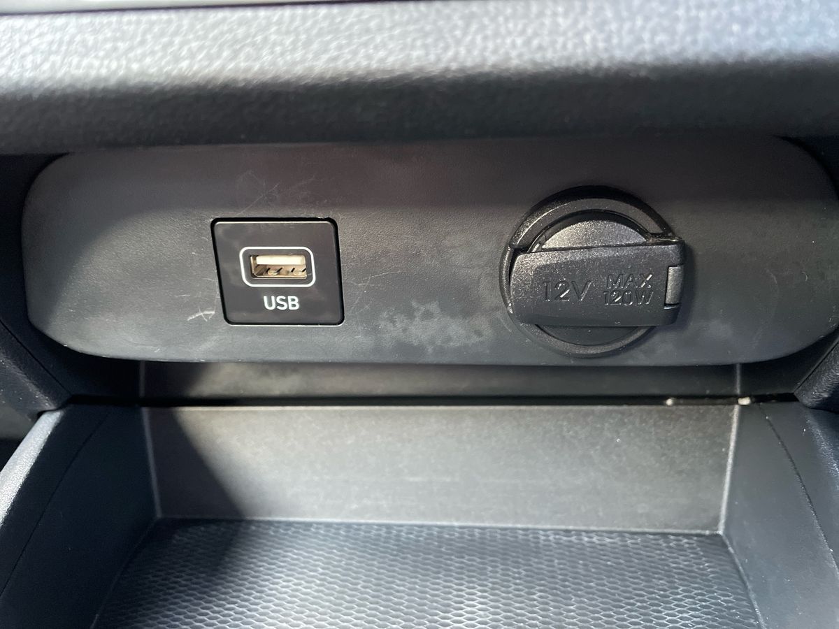 Used Hyundai i10 2020 for sale - 77002644: Photo 25