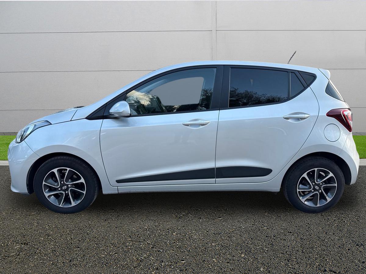 Used Hyundai i10 2018 for sale - 78152534: Photo 4