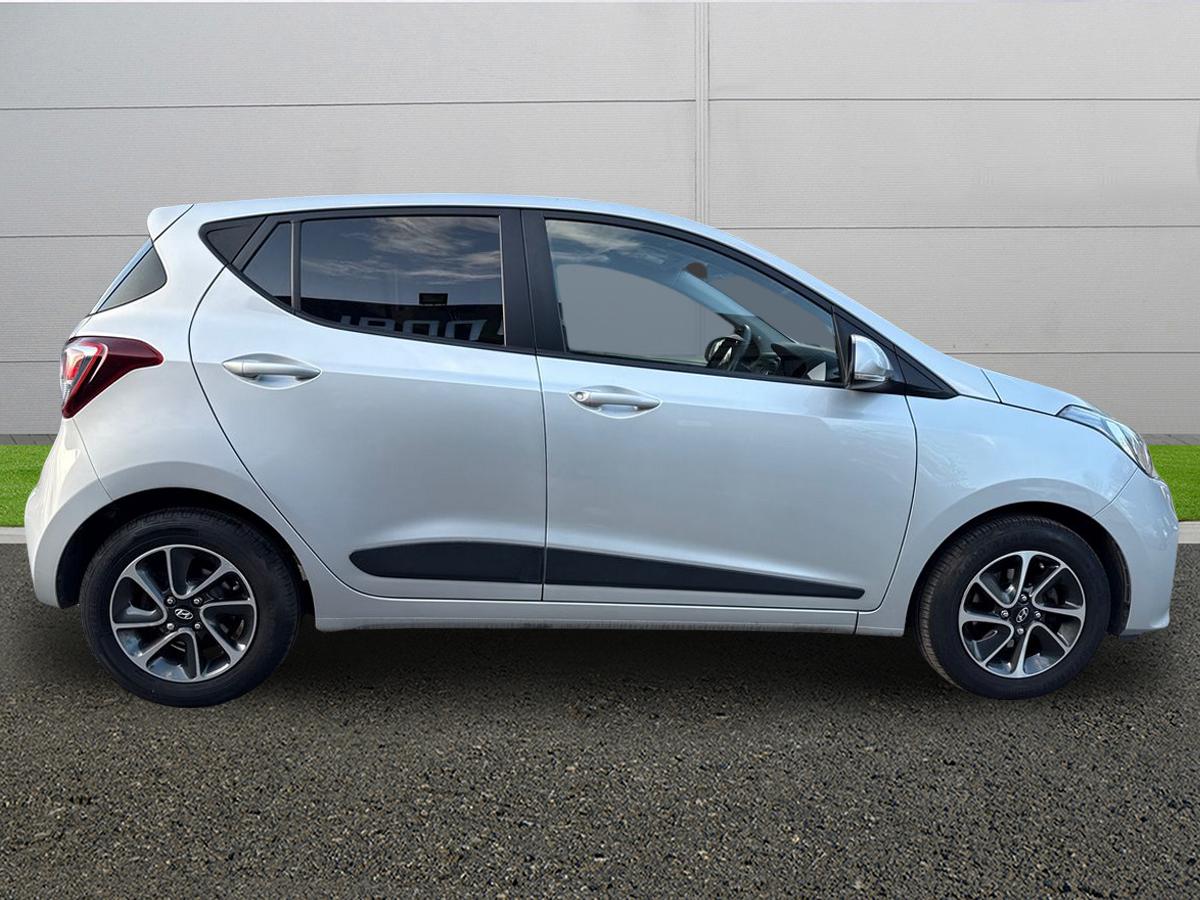 Used Hyundai i10 2018 for sale - 78152534: Photo 8