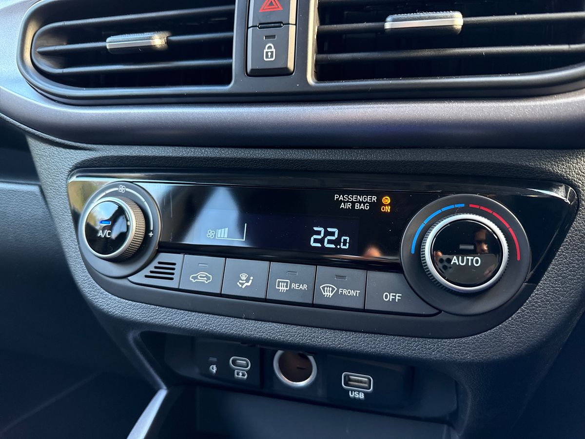 Used Hyundai i10 2025 for sale - 77702721: Photo 18