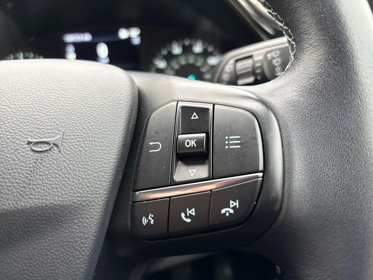 Used Ford Fiesta 2017 for sale - 76952761: Photo 17