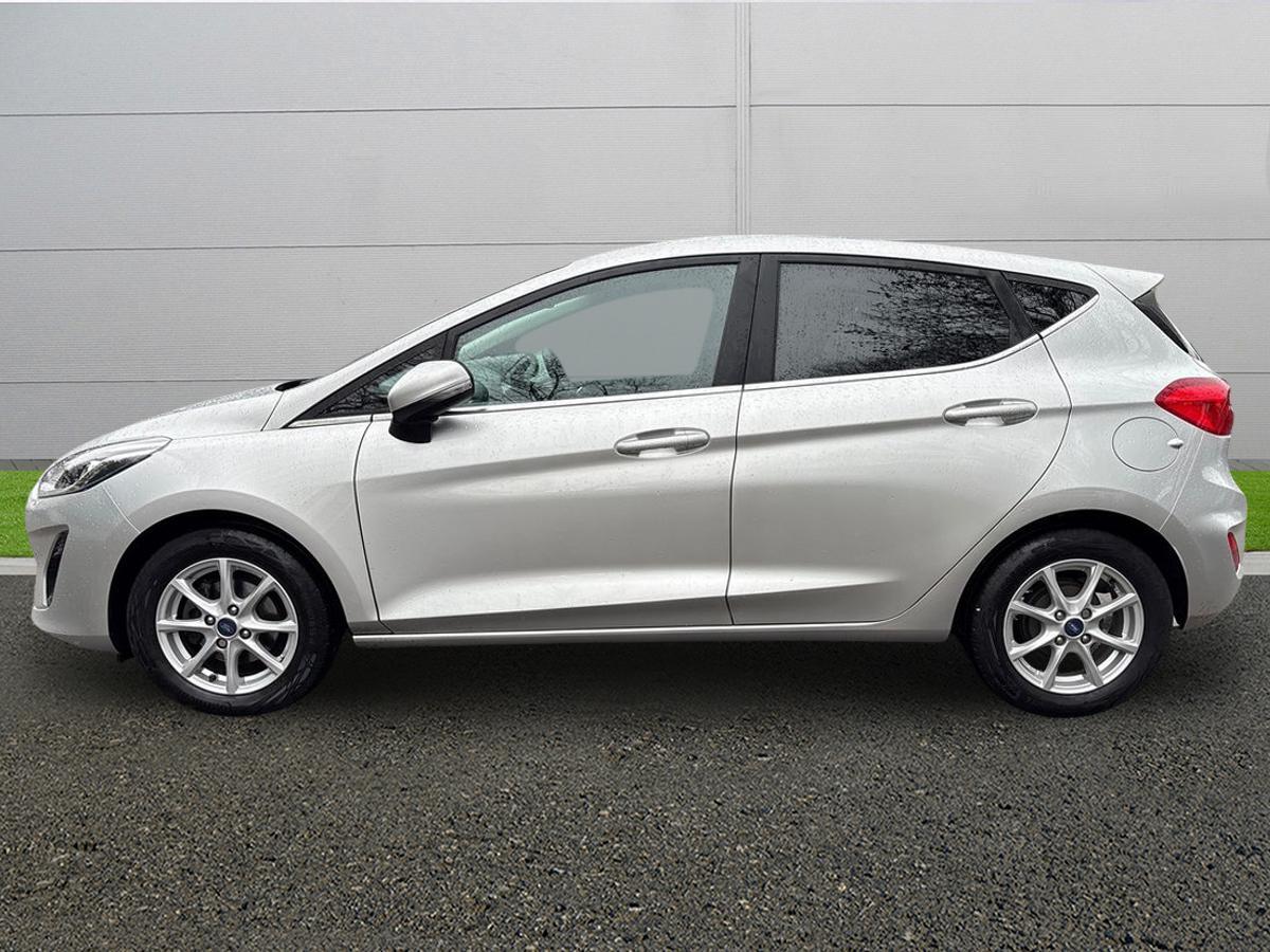 Used Ford Fiesta 2017 for sale - 76952761: Photo 4