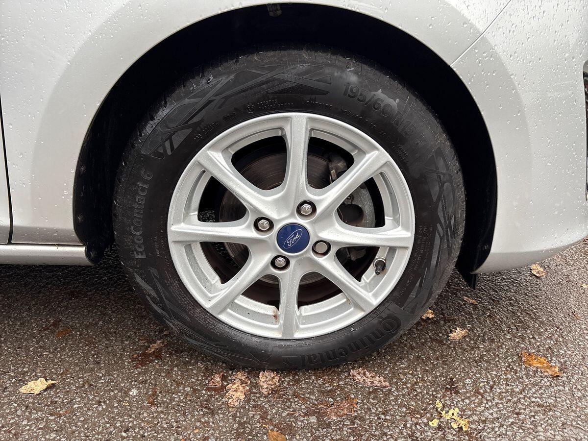 Used Ford Fiesta 2017 for sale - 76952761: Photo 9