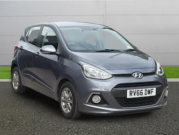 Used Hyundai i10 2016 for sale - 78610200: Photo