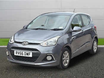 Used Hyundai i10 2016 for sale - 78610200: Photo