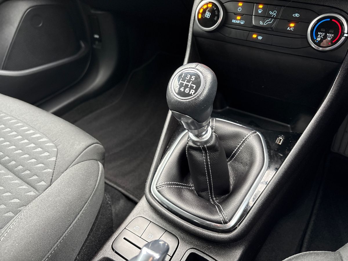 Used Ford Fiesta 2017 for sale - 77002688: Photo 19